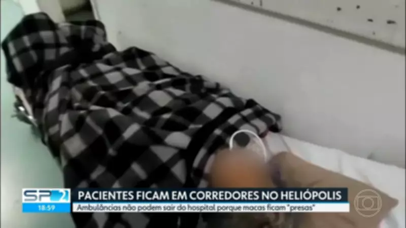 Hospital Heliópolis mantém superlotação após terceirização, com pacientes em macas nos corredores