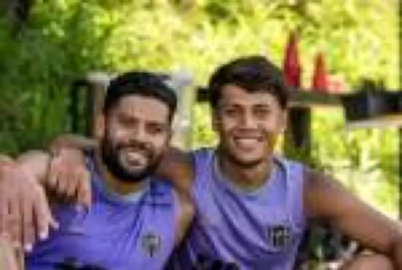 Hulk vive momento histórico ao treinar ao lado do filho Ian no Atlético-MG