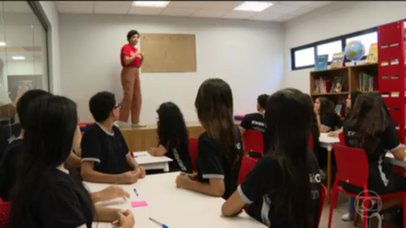 IBGE revela crise de saúde mental entre adolescentes brasileiros: solidão e insatisfação corporal