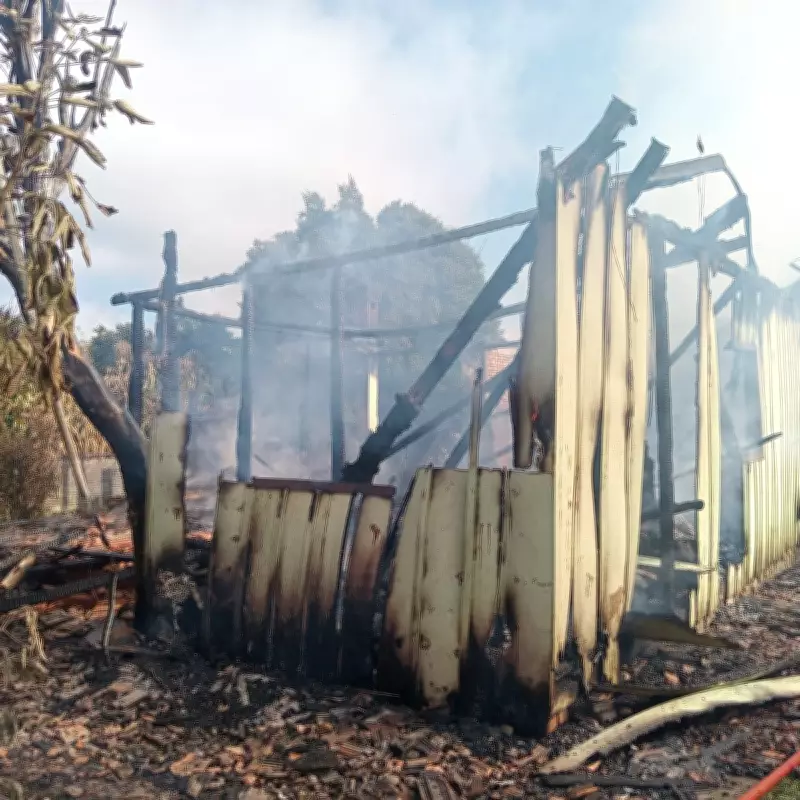 Idosa de 78 anos morre carbonizada em incêndio que destruiu casa em Mafra, Santa Catarina