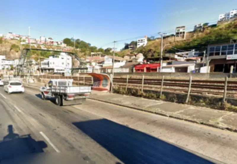 Idoso de 67 anos morre atropelado por trem em Juiz de Fora após distração em passagem de pedestres