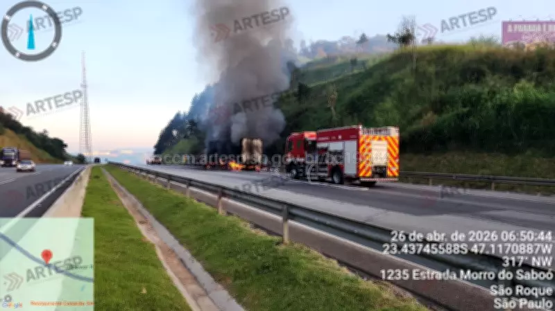 Incêndio em carreta interdita parcialmente a SP-280 em Araçariguama