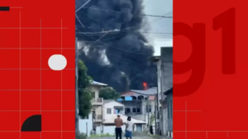 Incêndio em oficina mecânica na Serra mobiliza Bombeiros e causa destruição de veículos