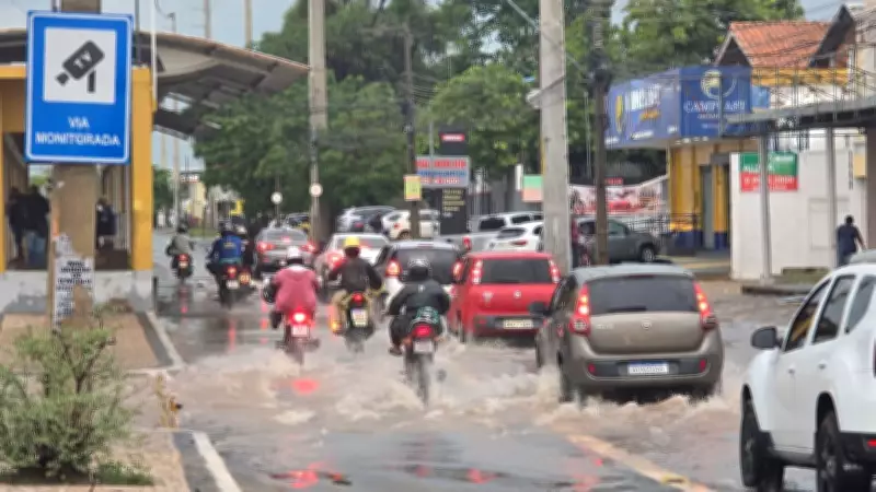 Inmet emite alertas de chuvas intensas e ventos fortes para o Piauí