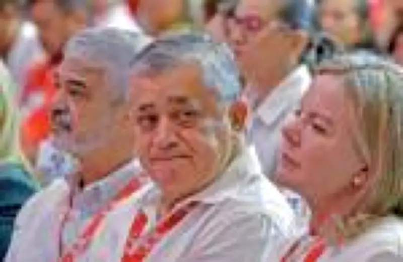 José Guimarães acumula dupla função estratégica no governo Lula: Relações Institucionais e comando eleitoral