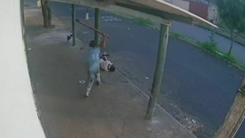 Jovem em situação de rua é atacado com pauladas na cabeça em Uberlândia