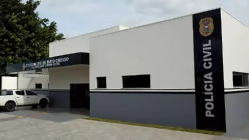 Jovem preso por agredir companheira e manter filho dela em cárcere privado em MT