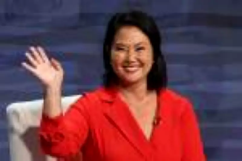 Keiko Fujimori lidera pesquisas presidenciais no Peru uma semana antes das eleições