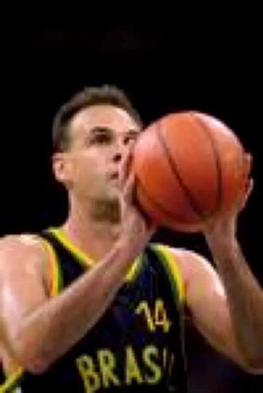 Lenda do Basquete Brasileiro: Oscar Schmidt Morre aos 68 Anos, Famosos Prestam Homenagens