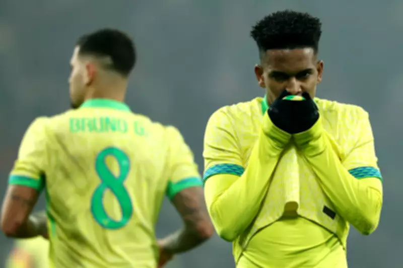 Lesão grave de Estêvão ameaça sua participação na Copa do Mundo 2025