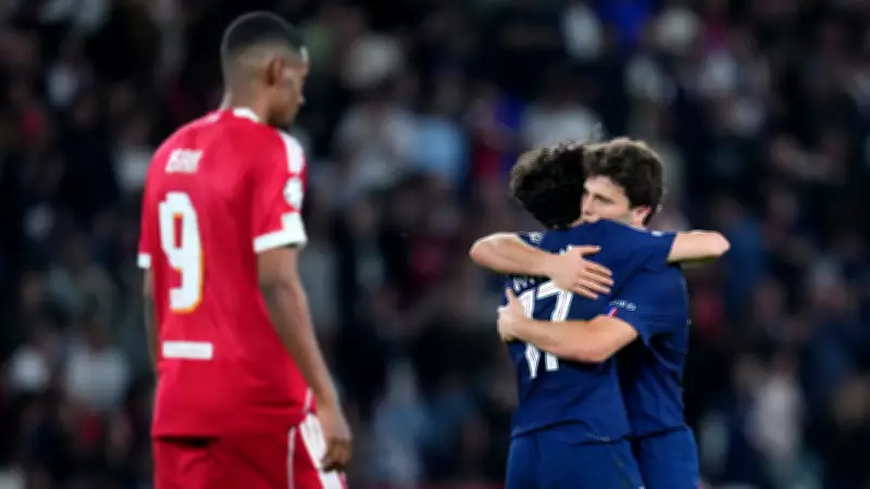 Liverpool sofre derrota histórica no PSG e é alvo de duras críticas de Carragher
