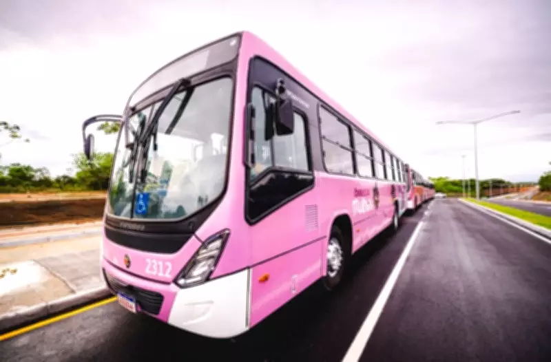 Maceió lança ônibus exclusivo para mulheres, pioneiro no Brasil, para segurança no transporte