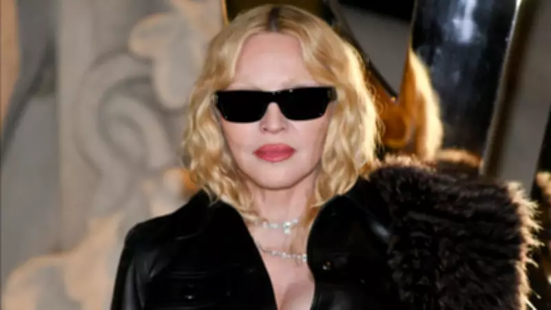 Madonna surpreende no Coachella com participação especial e anuncia novo álbum