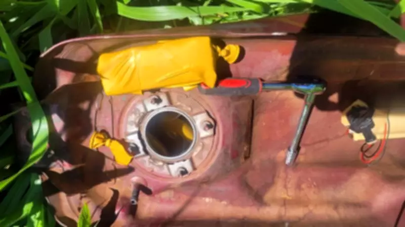 Mais de 5 kg de cocaína são encontrados submersos no tanque de motocicleta na SC-480 em Chapecó