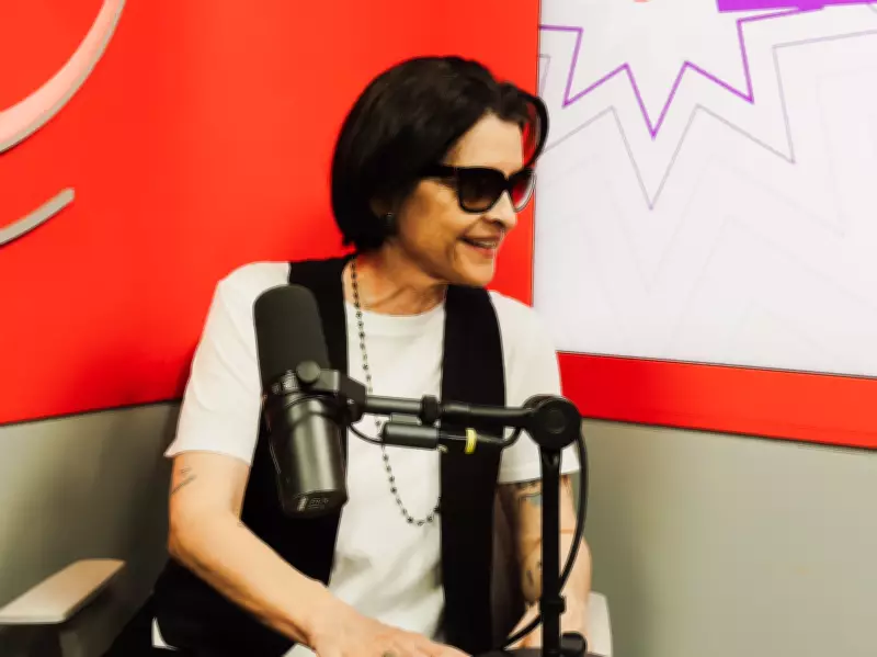 Marina Lima homenageia irmão em álbum e rebate críticas: 'Não fiquei parada no tempo'