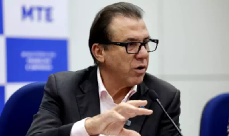 Marinho defende PEC e PL para reduzir jornada de trabalho e eliminar escala 6x1