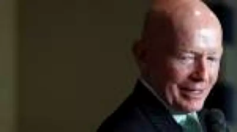 Mark Mobius, pioneiro dos investimentos em mercados emergentes, morre aos 89 anos