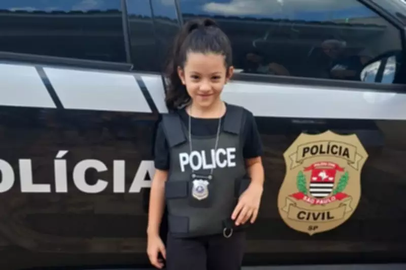 Menina de 7 anos realiza sonho de aniversário com Polícia Civil em Dracena