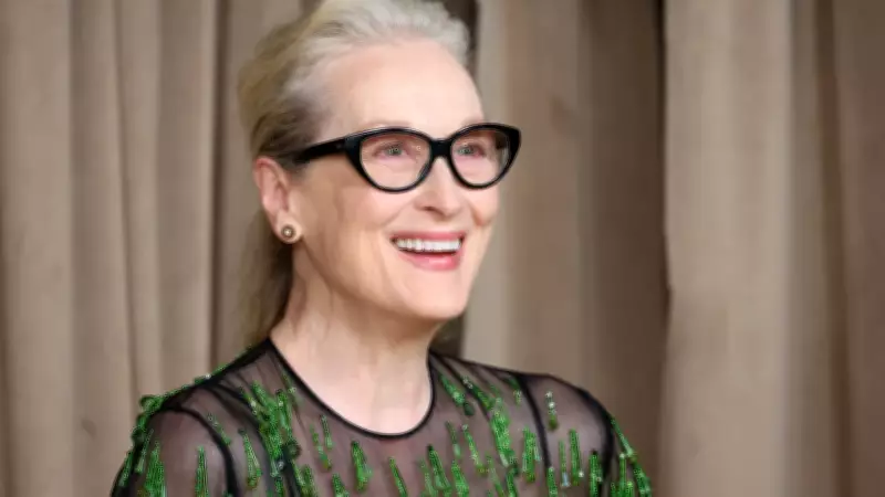 Meryl Streep se emociona em reencontro com atriz de 'A Escolha de Sofia' após 44 anos