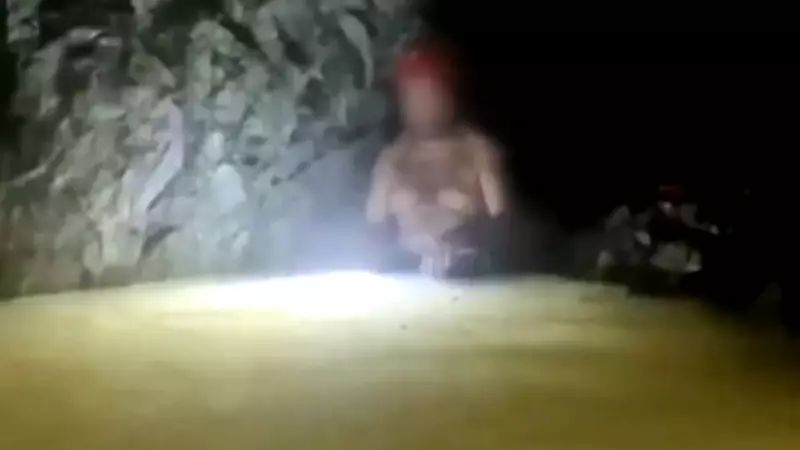 Minerador é resgatado com vida após 13 dias preso em mina inundada no México