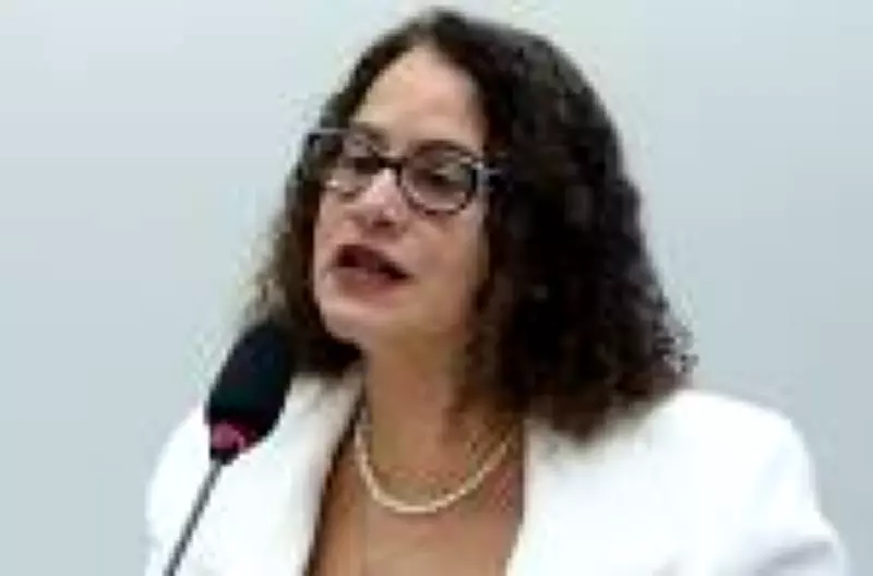 Ministra da Ciência, Luciana Santos, entra em licença médica após cirurgia no quadril