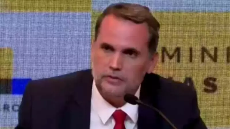 Ministro Bruno Moretti anuncia medidas do governo para conter impactos da guerra no setor de combustíveis