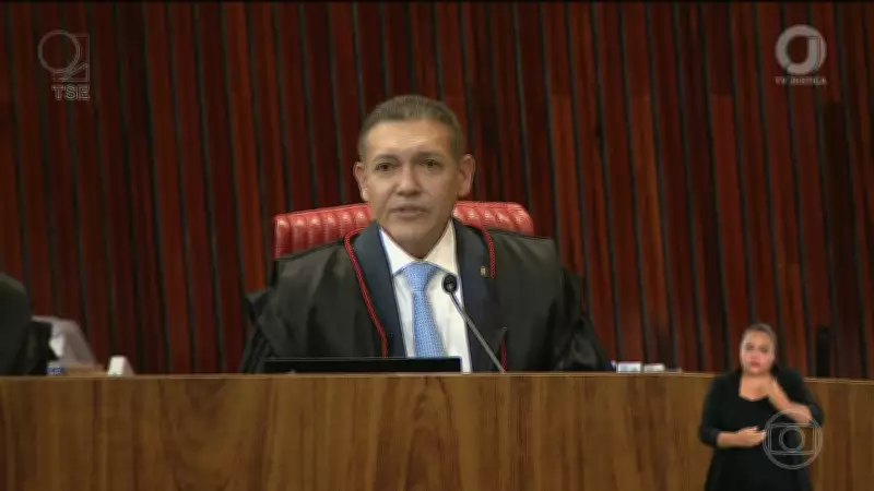 Ministro Kassio Nunes Marques é eleito presidente do TSE para os próximos dois anos