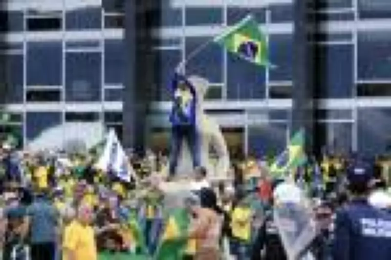 Moraes concede prisão domiciliar a condenados pelos ataques de 8 de janeiro