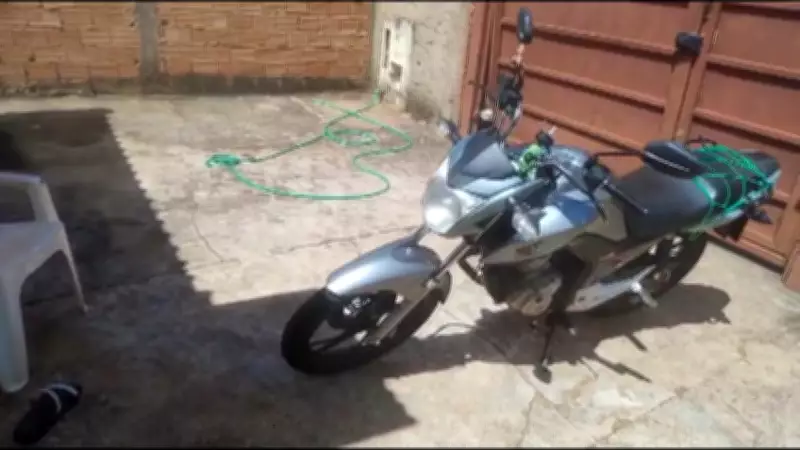 Motociclista de aplicativo reage a assalto e imobiliza suspeito em Ribeirão Preto