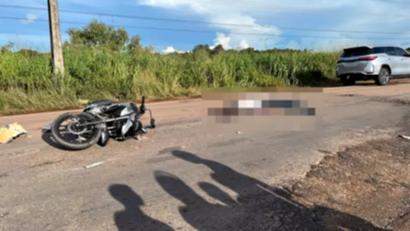Motociclista morre em acidente envolvendo caminhonete e carreta na BR-222 em Marabá