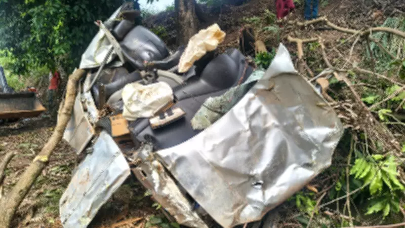 Motorista morre após carro sair da pista e bater em árvores na MG-441 em Lajinha