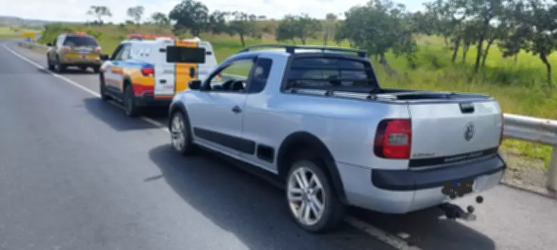 Motorista preso com carro clonado na BR-135 durante Operação Semana Santa em Minas Gerais