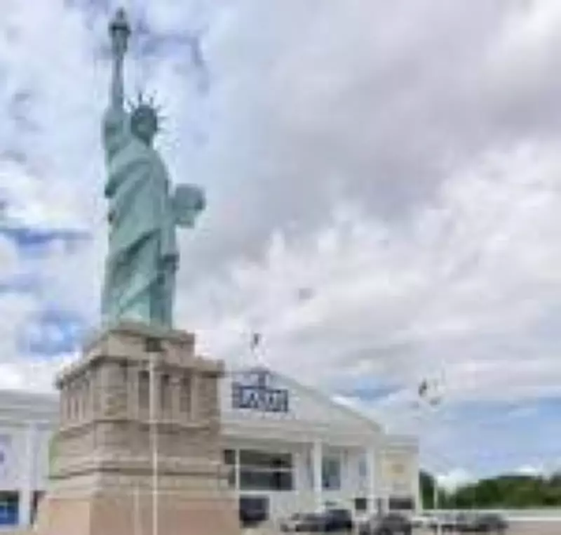 MP do Maranhão processa Havan por réplica da Estátua da Liberdade em São Luís