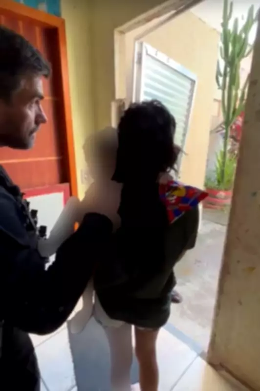 Mulher e filho de 2 anos são resgatados de cativeiro após sequestro por ex-companheiro em Belford Roxo