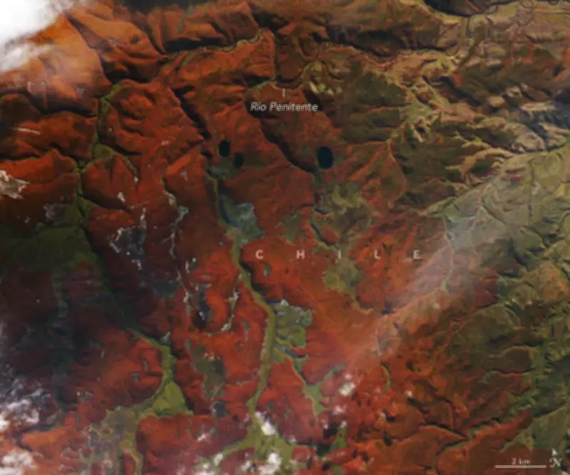 Nasa divulga imagens de florestas laranja e vermelha no Chile durante outono