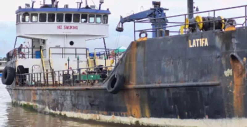 Navio à deriva por 20 dias no Amapá revela condições análogas à escravidão em tripulação
