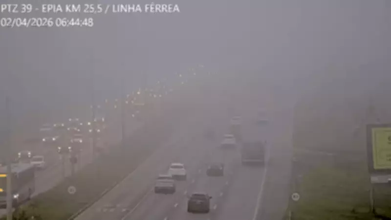 Neblina intensa reduz visibilidade no DF e afeta trânsito e aeroporto