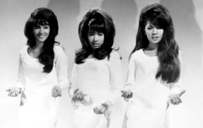 Nedra Talley Ross, última integrante original das Ronettes, morre aos 80 anos