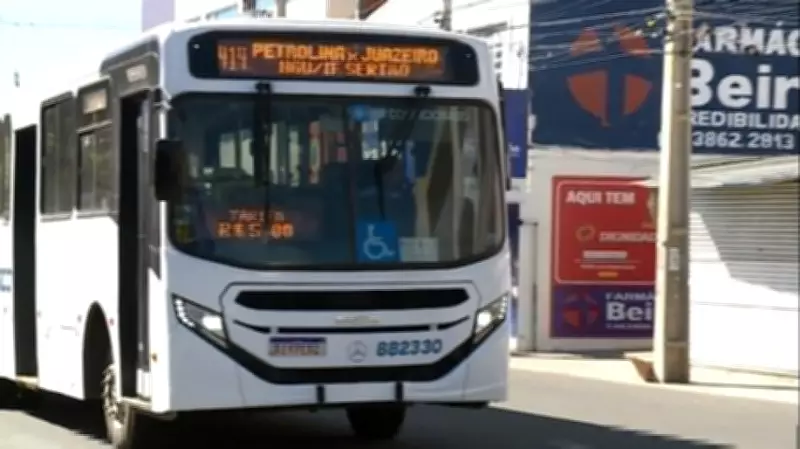 Ônibus entre Petrolina e Juazeiro volta a circular após mais de 3 meses
