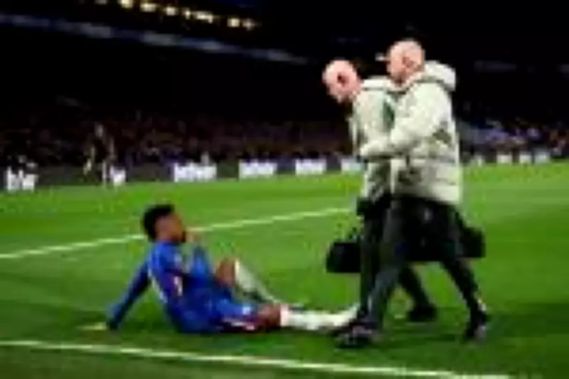 Nova lesão de Estêvão no Chelsea preocupa Ancelotti a dois meses da Copa do Mundo