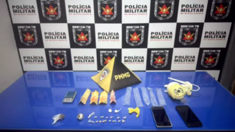 Operação da PM em Pirapora prende dois por tráfico de drogas e apreende entorpecentes