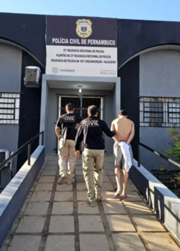 Operação da Polícia Civil de Pernambuco prende cinco e apreende veículos clonados
