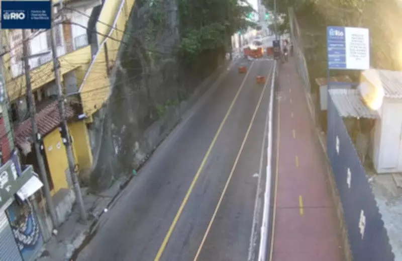 Operação policial no Vidigal deixa turistas presos no Morro Dois Irmãos