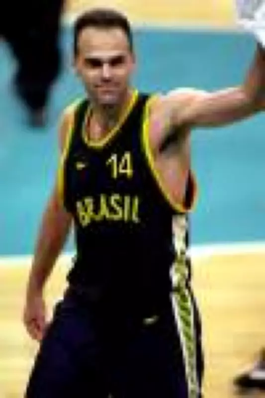 Oscar Schmidt e a Fascinante História por Trás do Número 14, Seu Talismã da Sorte