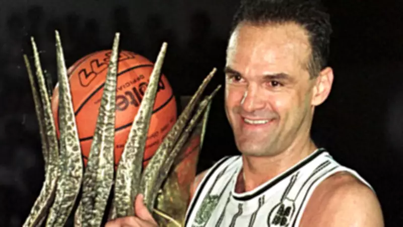 Oscar Schmidt, lenda do basquete mundial, morre em São Paulo após 15 anos de luta contra tumor cerebral