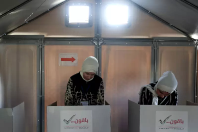 Palestinos votam em eleições municipais na Cisjordânia e em Gaza pela primeira vez desde a guerra