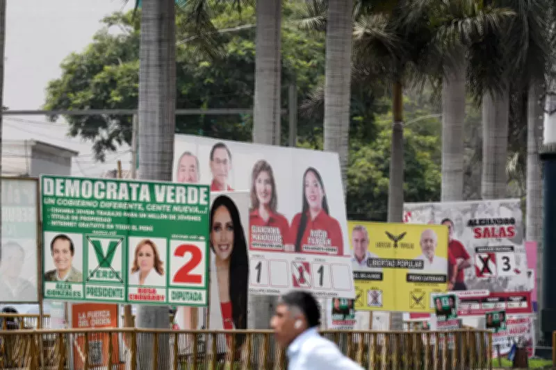 Peruanos votam em eleição presidencial com 35 candidatos e cenário imprevisível