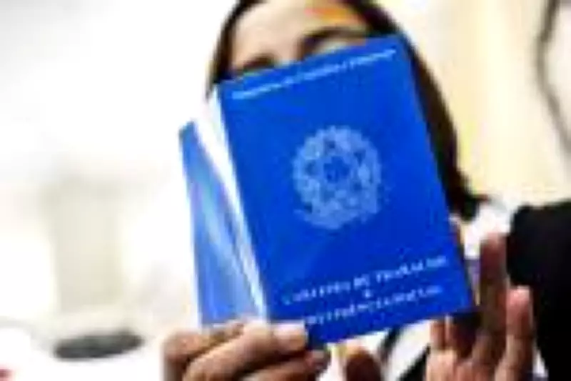 Pesquisa da CNI revela que trabalhador brasileiro ainda prioriza carteira assinada