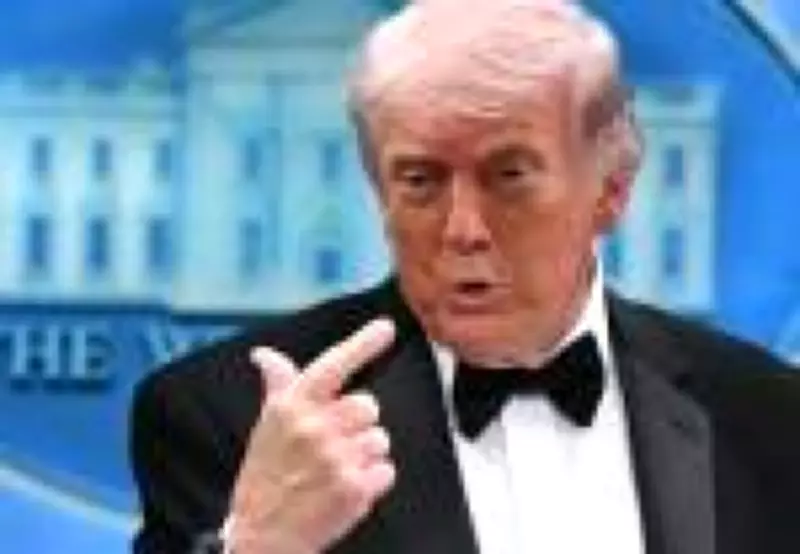 Petróleo dispara acima de US$ 120 com decisão de Trump de manter bloqueio no Golfo