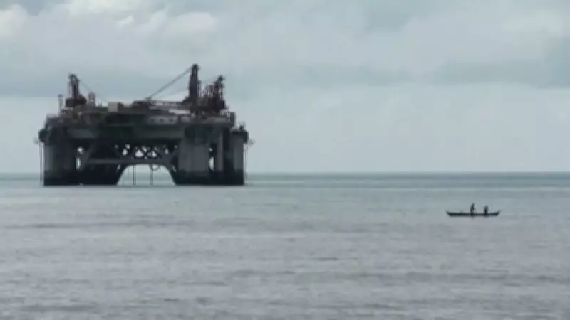 Petróleo sobe 5% com tensões entre EUA e Irã e incertezas no Oriente Médio